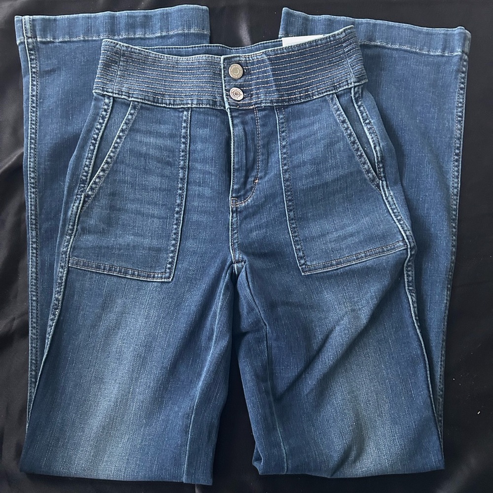 White House Black Market High Rise Blue Jeans
